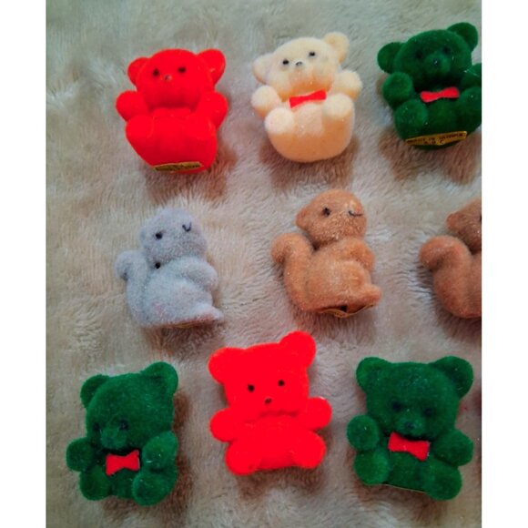 Miniature Flocked Animal Figurines Set Of Bears Ducks Squirrels Vintage Made I - Picture 4 of 7